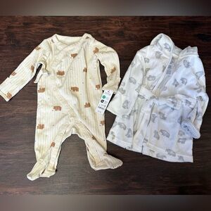 Adorable Baby Bear Onesie and Bathrobe Set
